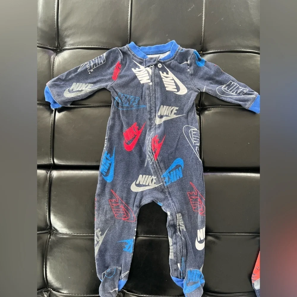 6 Baby Onesies in Red, Blue, and Gray; all 9 months